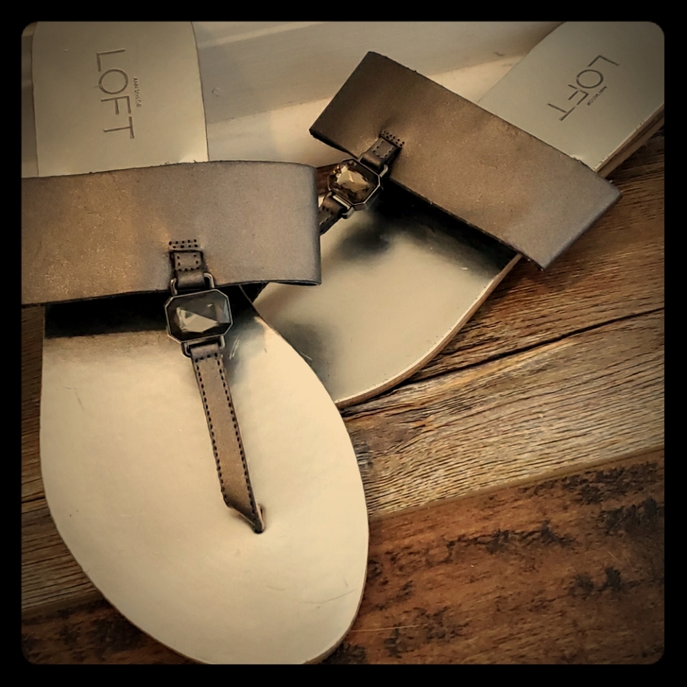 Thong sandal